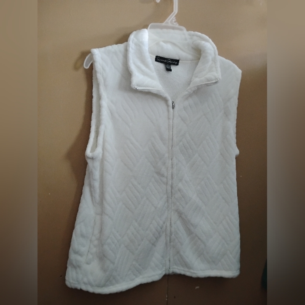 French Laundry White Fleece Sweater Large Vest